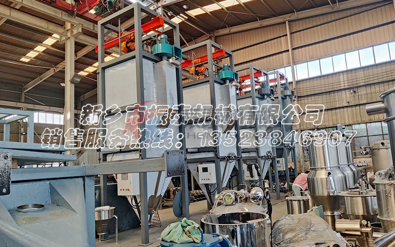 鋼粉噸袋拆包機快速解決下料粉塵難題 鋼粉噸袋拆包機快速解決下料粉塵難題